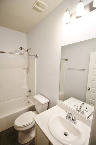 2139 Mossbrook Drive, Royse City, TX 75189