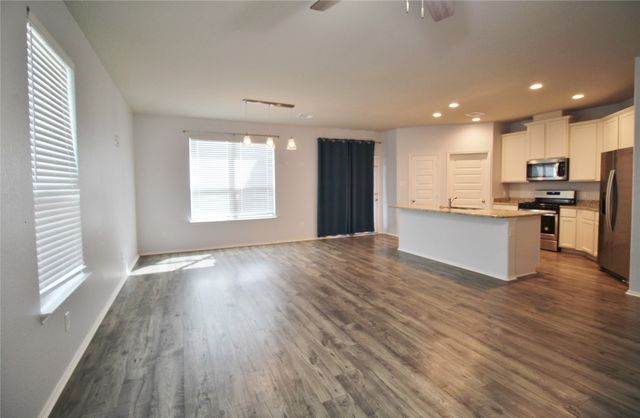 2139 Mossbrook Drive, Royse City, TX 75189