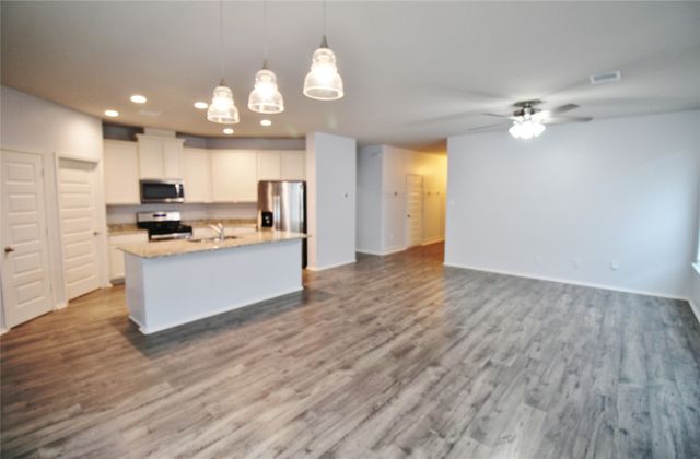 2139 Mossbrook Drive, Royse City, TX 75189