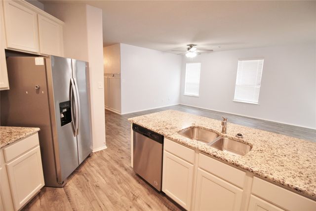 2139 Mossbrook Drive, Royse City, TX 75189