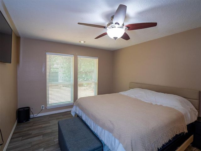 2109 Bois De Arc Circle, Norman, OK 73071