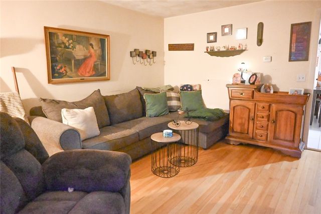 62 Canonchet Trail, Cranston, RI 02921