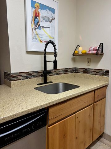 18575 SW Century Drive 2035, 2036, Bldg. 20, Bend, OR 97702