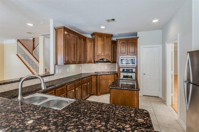 2007 Botany Bay Lane, Katy, TX 77450