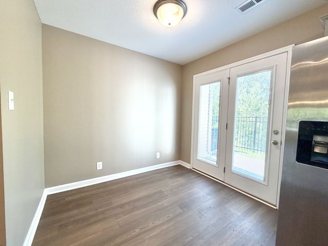 955 Big Sky Dr Apt D, Clarksville, TN 37040