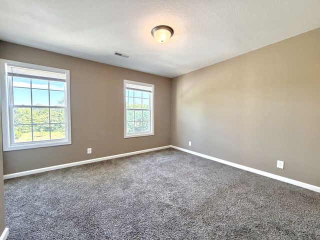 955 Big Sky Dr Apt D, Clarksville, TN 37040