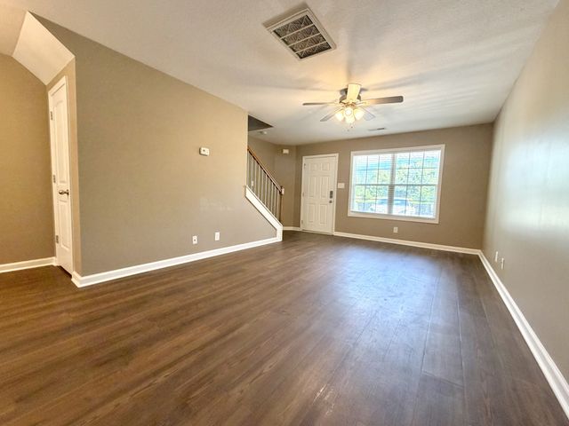 955 Big Sky Dr Apt D, Clarksville, TN 37040