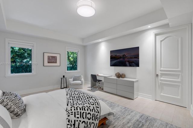 761 Buttonwood Ln, Miami, FL 33137