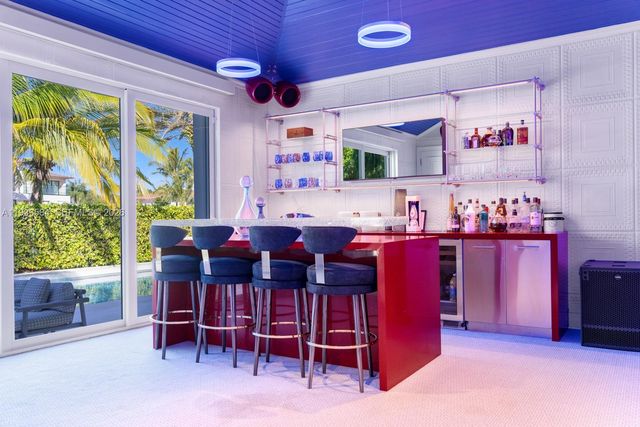 761 Buttonwood Ln, Miami, FL 33137