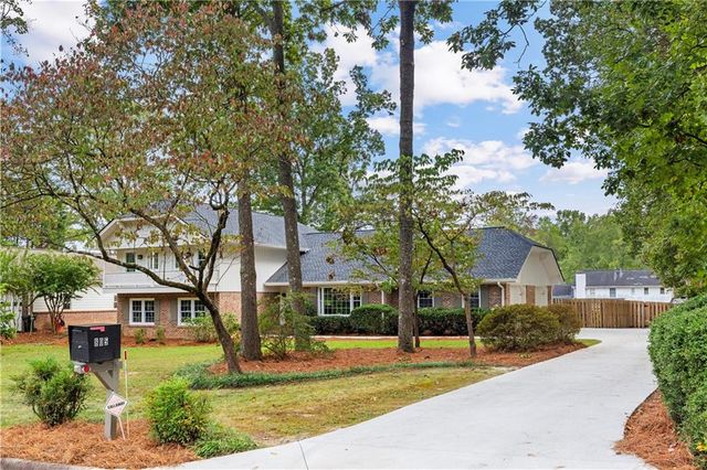 805 Sudbury Road, Atlanta, GA 30328