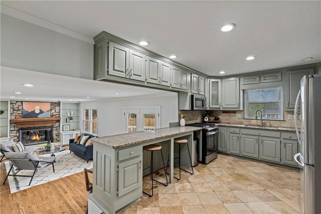 805 Sudbury Road, Atlanta, GA 30328