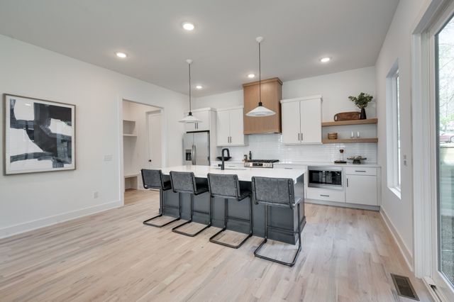 1915 Scott Ave, Nashville, TN 37206