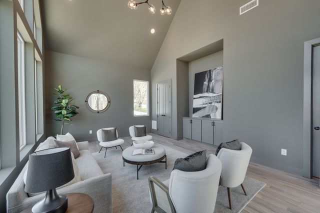 1915 Scott Ave, Nashville, TN 37206