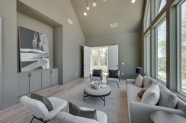 1915 Scott Ave, Nashville, TN 37206