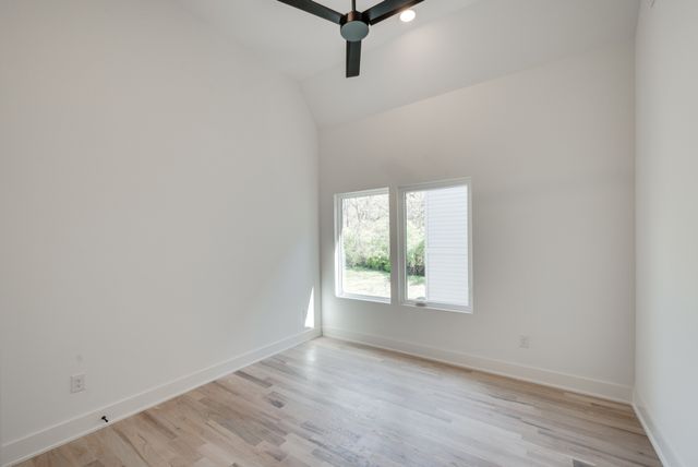 1915 Scott Ave, Nashville, TN 37206