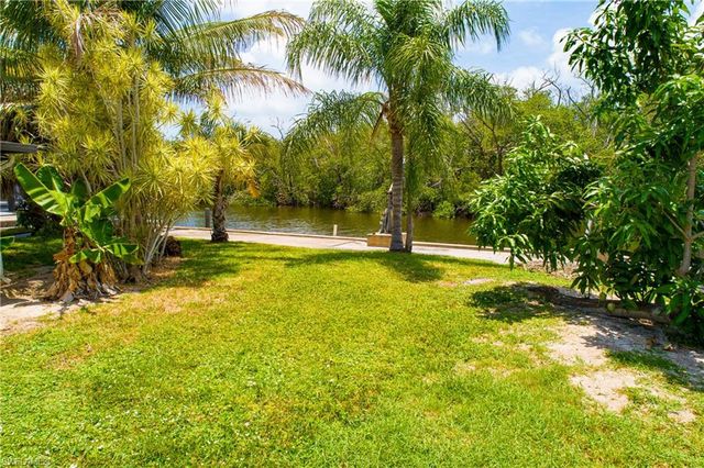 4919 Esplanade ST, Bonita Springs, FL 34134