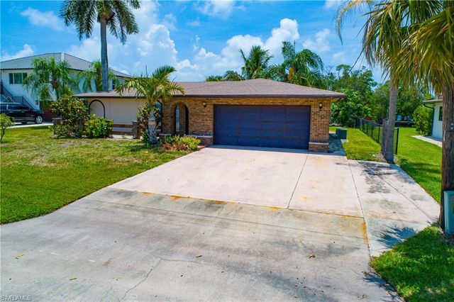 4919 Esplanade ST, Bonita Springs, FL 34134