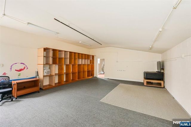 252-258 Degraw Avenue, Teaneck, NJ 07666