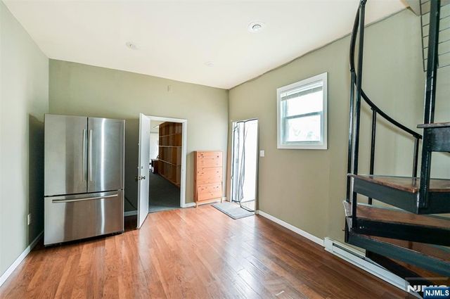 252-258 Degraw Avenue, Teaneck, NJ 07666