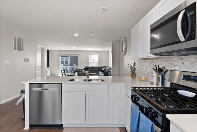 10743 Violette Way, St. John, IN 46373