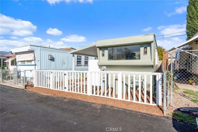 26135 Baseline 18, Highland, CA 92346