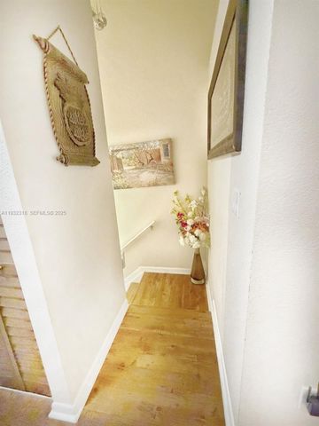 10877 NW 8th St, Pembroke Pines, FL 33026