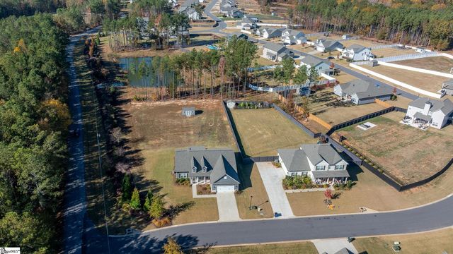 1 Martin Woods Way, Fountain Inn, SC 29644