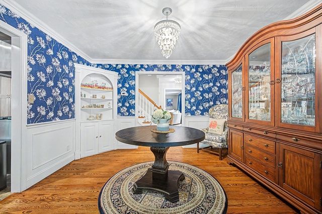 4 Dicarlo Rd, Hopkinton, MA 01748