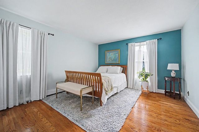 4 Dicarlo Rd, Hopkinton, MA 01748