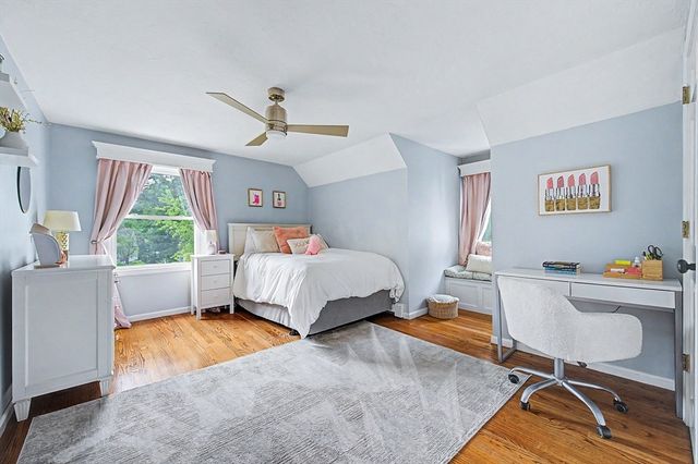 4 Dicarlo Rd, Hopkinton, MA 01748
