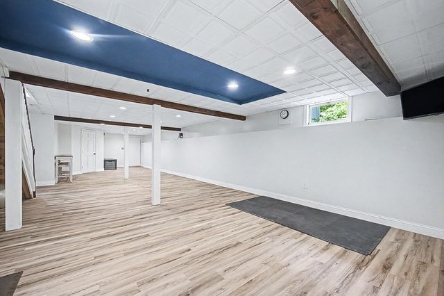 4 Dicarlo Rd, Hopkinton, MA 01748