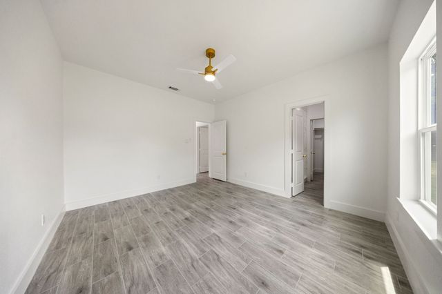 218 Calvert Street, Sulphur Springs, TX 75482