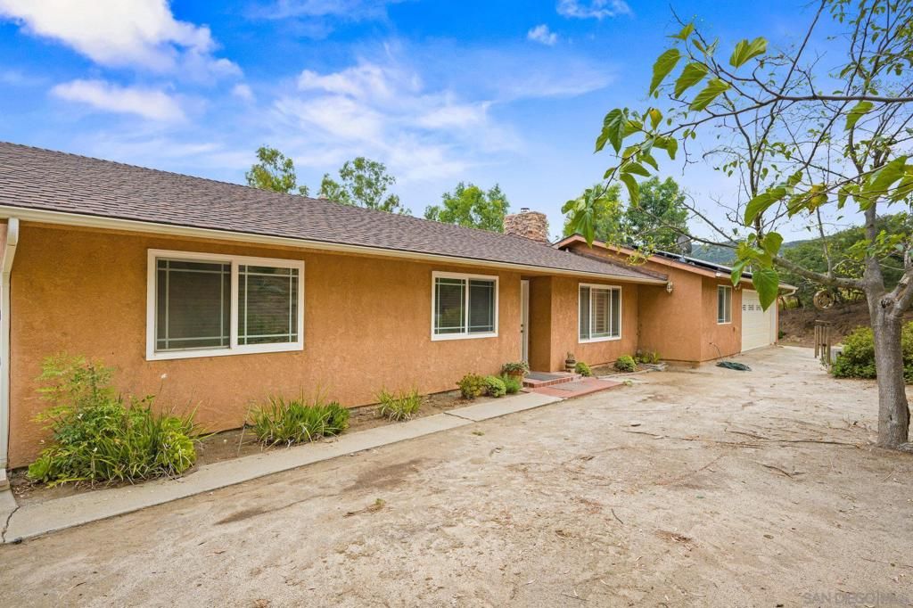 19602 Santee Lane, Valley Center, CA 92082 — photo 2