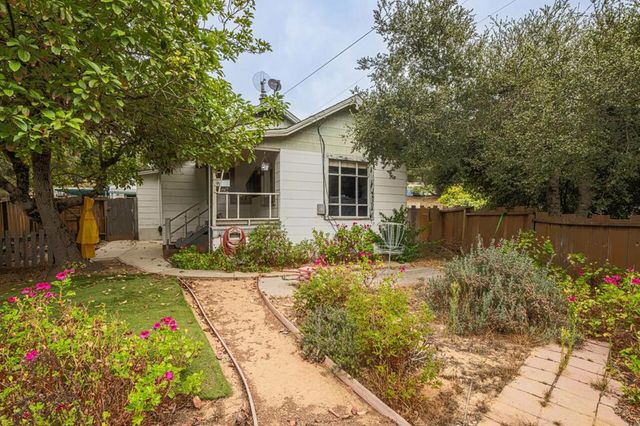 17229 McGuffie Road, Prunedale, CA 93907