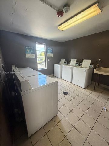 8560 N Sherman Cir 404, Miramar, FL 33025