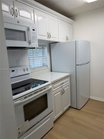 8560 N Sherman Cir 404, Miramar, FL 33025