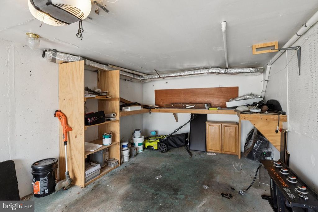 9782 CLARK ST, Philadelphia, PA 19115