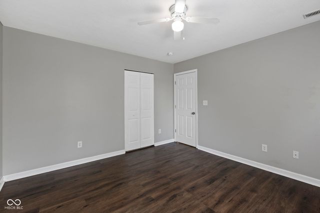 813 Aerostar Court, Avon, IN 46123