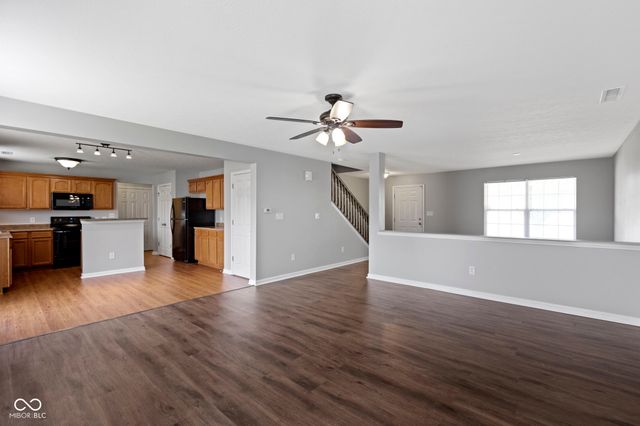 813 Aerostar Court, Avon, IN 46123