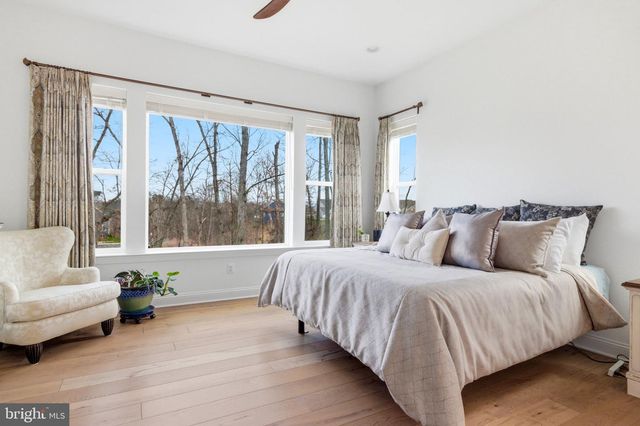 121 MILKWEED, Lake Frederick, VA 22630