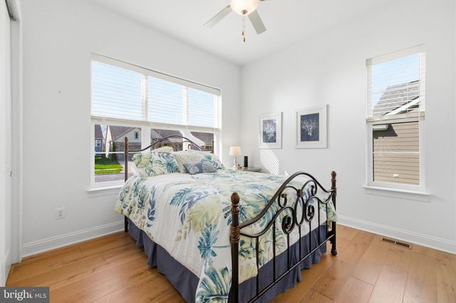 121 MILKWEED, Lake Frederick, VA 22630