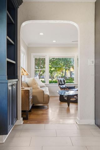 801 14TH AVENUE N, St Petersburg, FL 33701