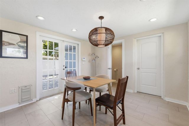 801 14TH AVENUE N, St Petersburg, FL 33701