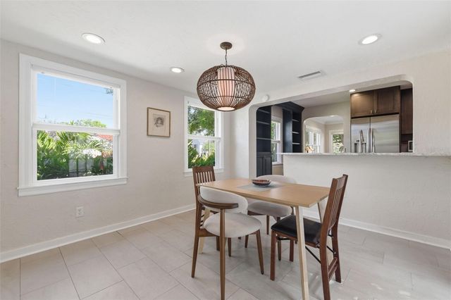801 14TH AVENUE N, St Petersburg, FL 33701
