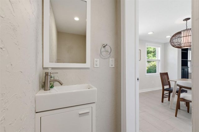 801 14TH AVENUE N, St Petersburg, FL 33701