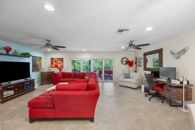 12438 Guilford Way, Wellington, FL 33414