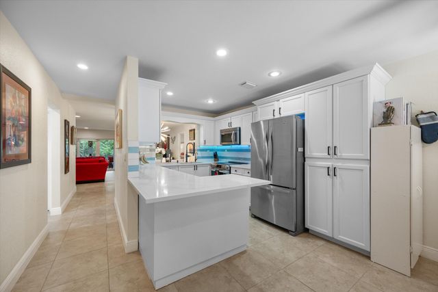 12438 Guilford Way, Wellington, FL 33414