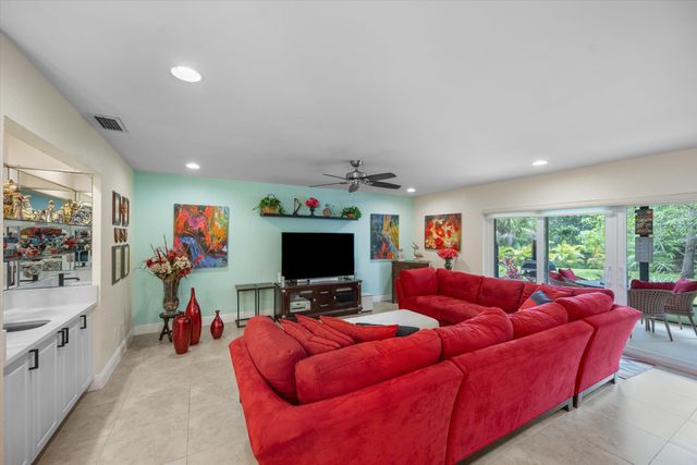12438 Guilford Way, Wellington, FL 33414