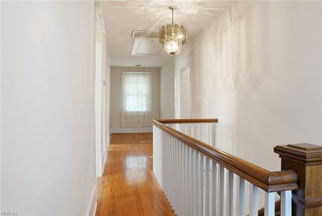 24581 Delaware RD, Courtland, VA 23837