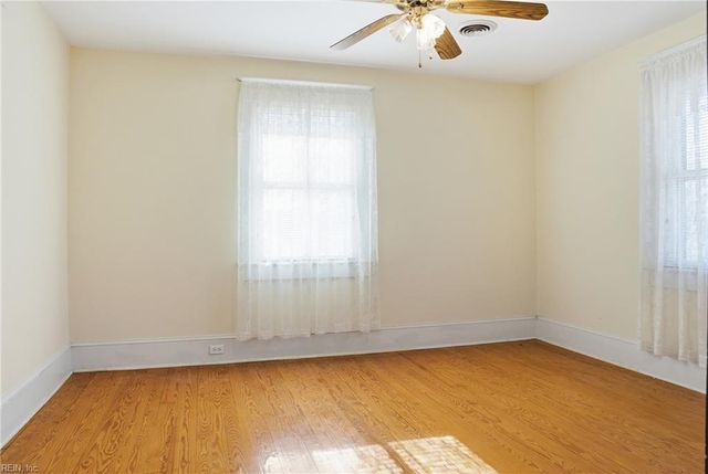 24581 Delaware RD, Courtland, VA 23837